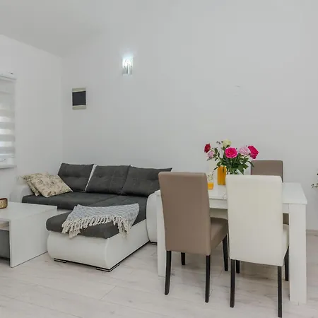 Lucica 4 By Interhome Appartamento *